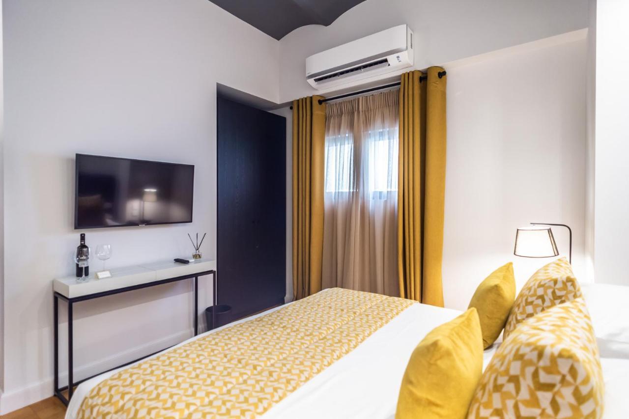 33Solonossuites Athen Eksteriør billede